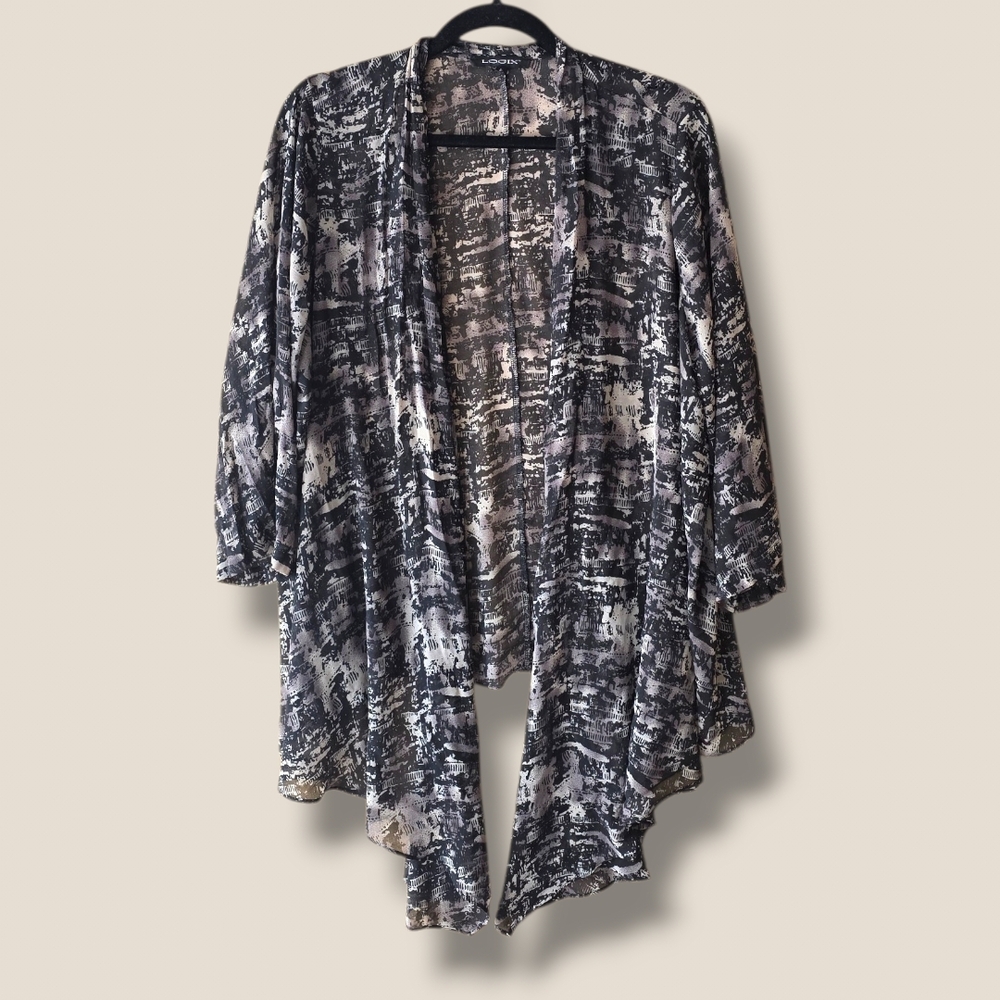 Abstract Black & White Draped Open Kimono